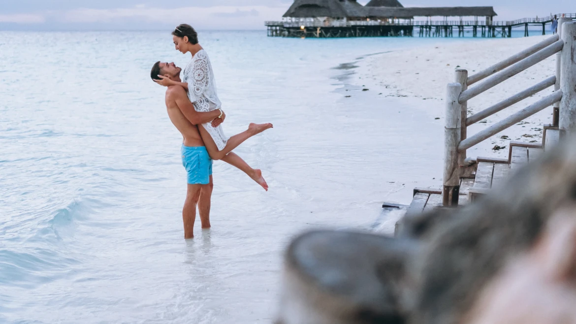 Island Romance and Adult Fun: What to Expect in San Andrésa